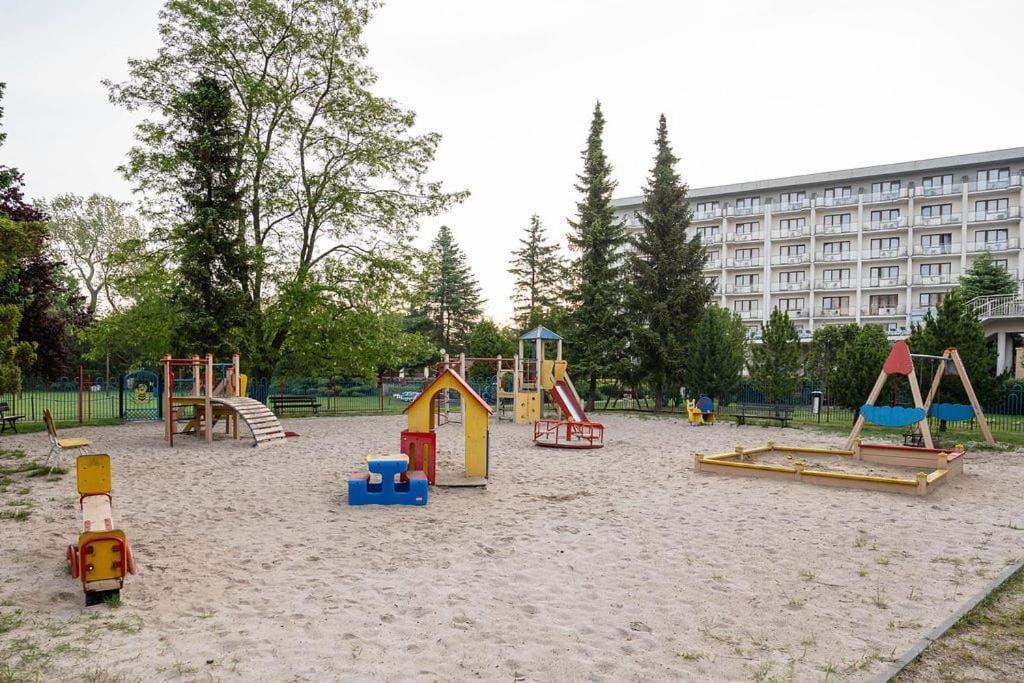 Apartament Ania Z Widokiem Na Morze W Hotelu Arka Kolobrzeg Luaran gambar